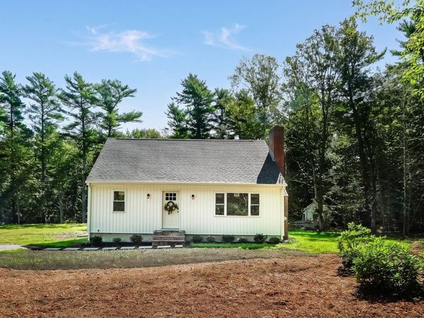 8 Tabor Ln, Rochester, MA 02770