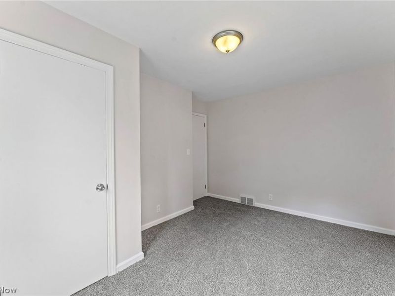 2235 Coral Sea Drive, Youngstown, OH 44511 Photo 12
