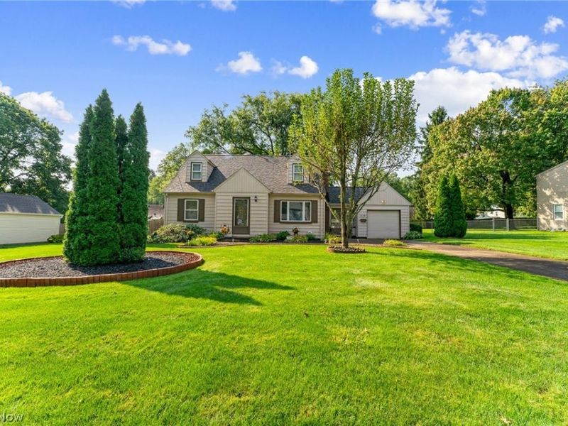 2235 Coral Sea Drive, Youngstown, OH 44511 Photo 2