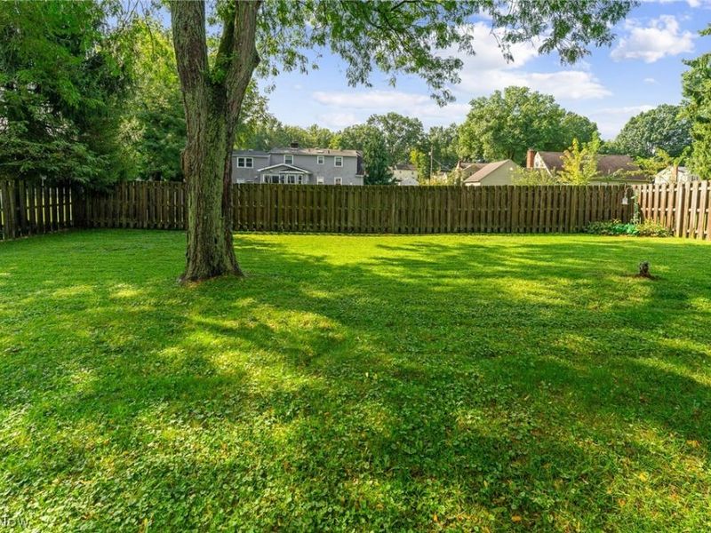 2235 Coral Sea Drive, Youngstown, OH 44511 Photo 25