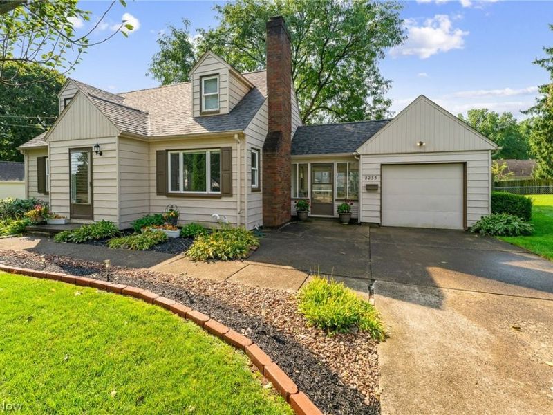 2235 Coral Sea Drive, Youngstown, OH 44511 Photo 3