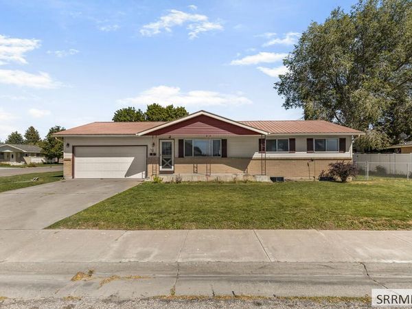 960 Washburn Avenue, IDAHO FALLS, ID 83402