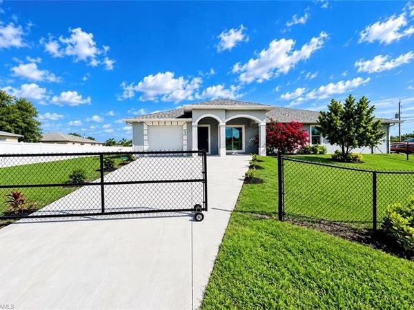 746 Homer AVE S, LEHIGH ACRES, FL 33973