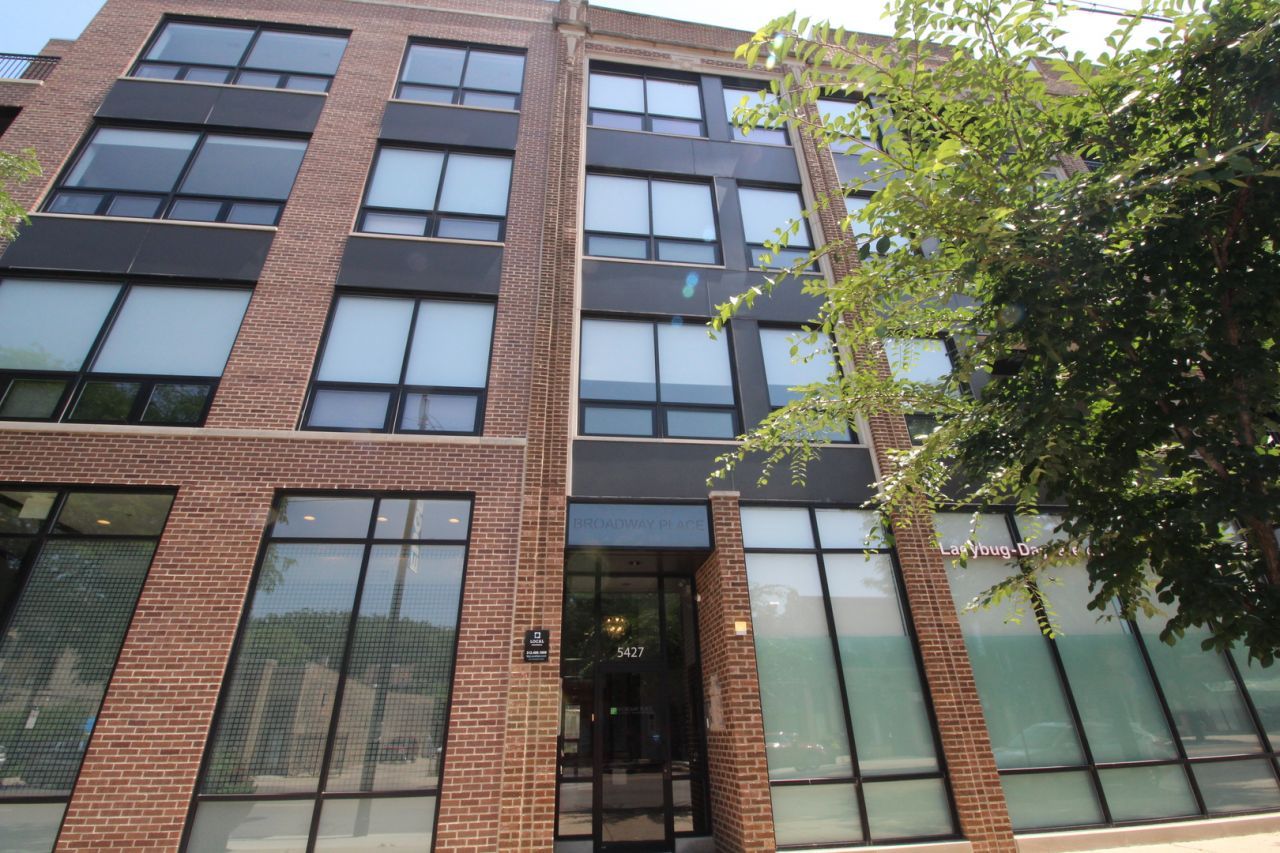 5427 N Broadway Street, Unit 2N, Chicago, IL 60640 Main Photo