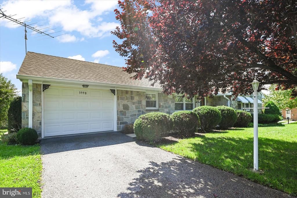 3998 PALMER AVENUE , YORK, PA 17408