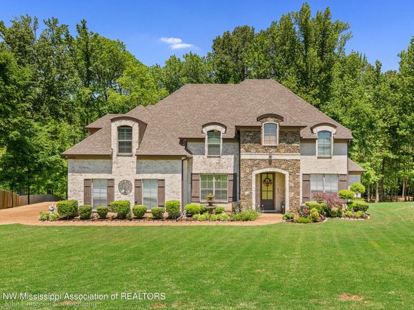 8036 Betty Browning Pass, Olive Branch, MS 38654