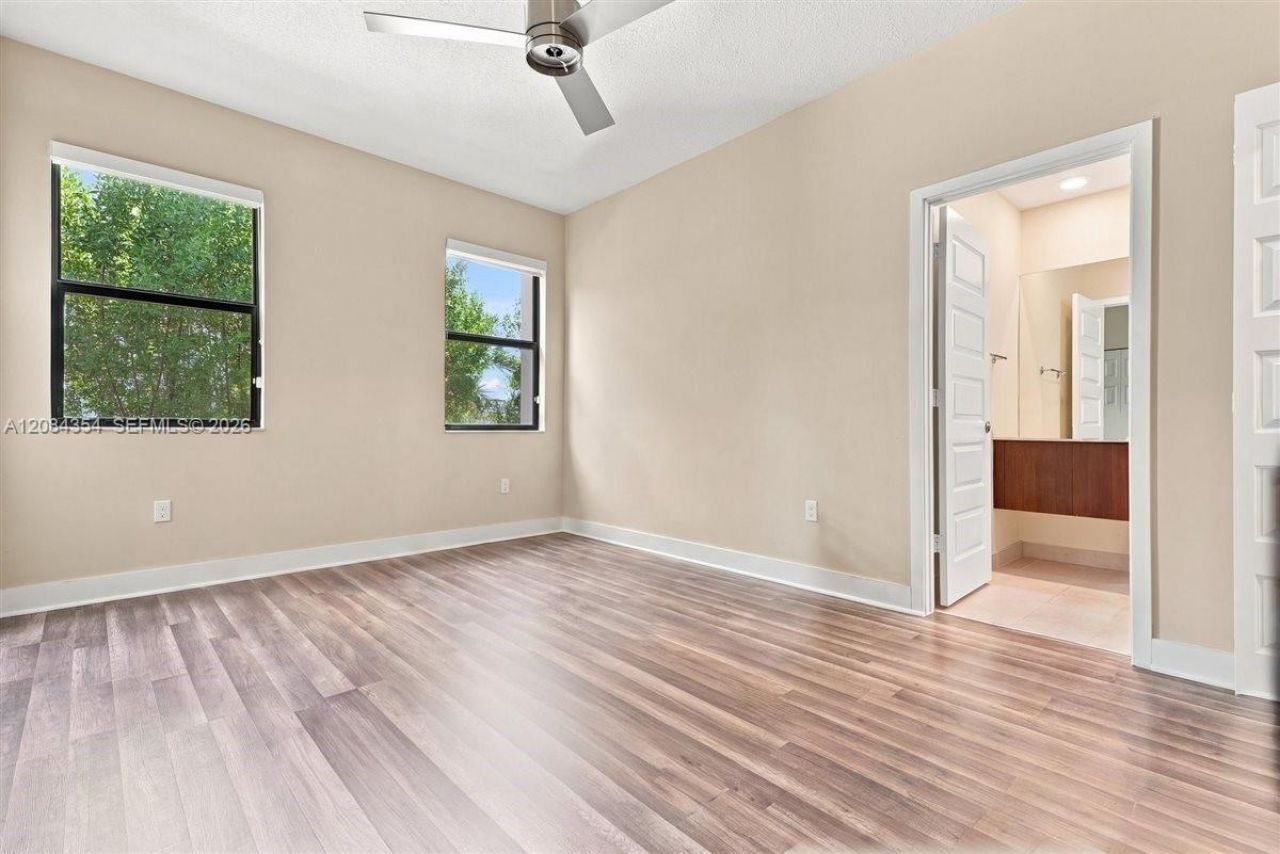 10455 NW 82nd St, Unit 10, Doral, FL 33178 Photo