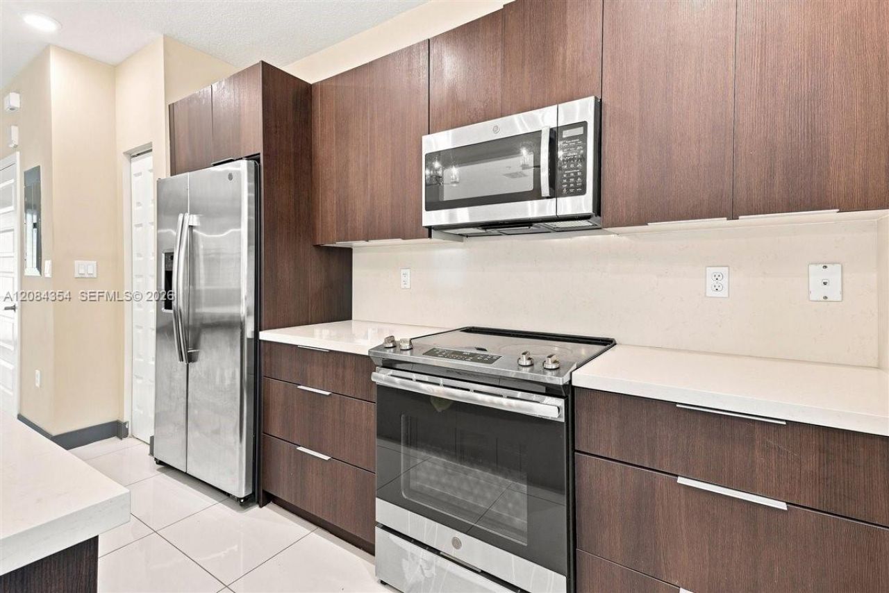 10455 NW 82nd St, Unit 10, Doral, FL 33178 Photo