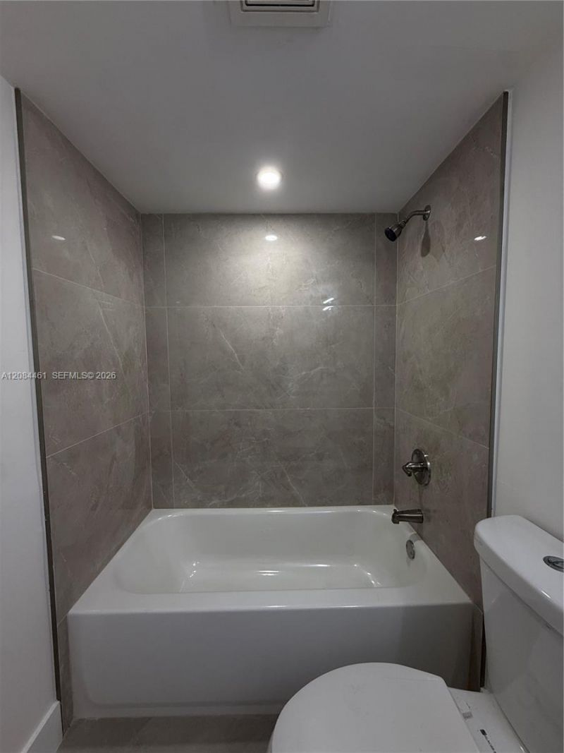 1005 S Flagler Ave, Unit 810, Pompano Beach, FL 33060 Photo