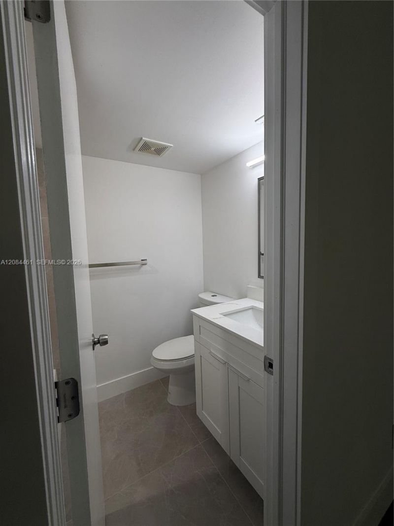 1005 S Flagler Ave, Unit 810, Pompano Beach, FL 33060 Photo