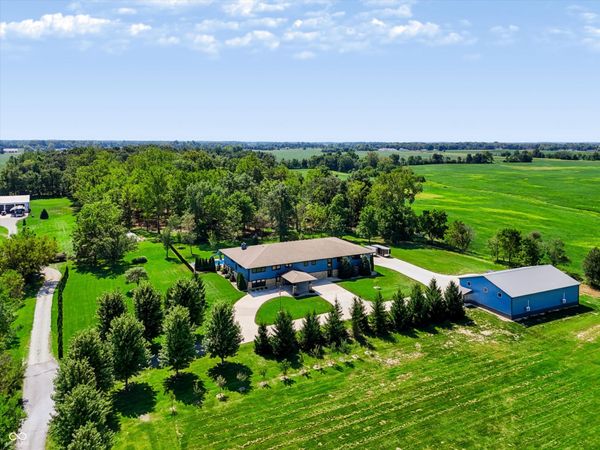1705 W 246th Street, Sheridan, IN 46069