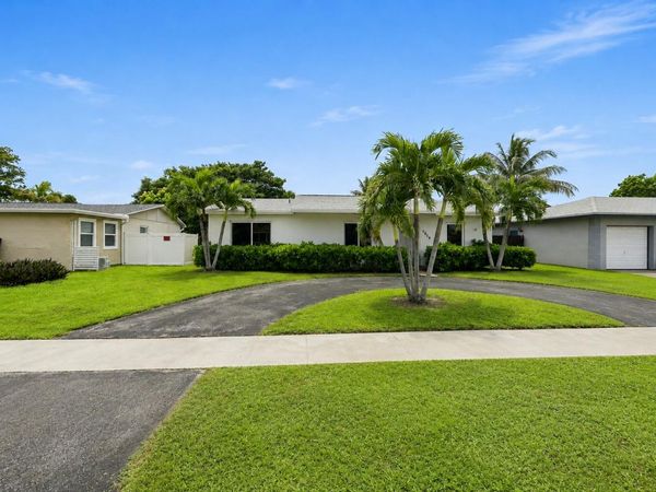 7804 SW 6th Court, North Lauderdale, FL 33068
