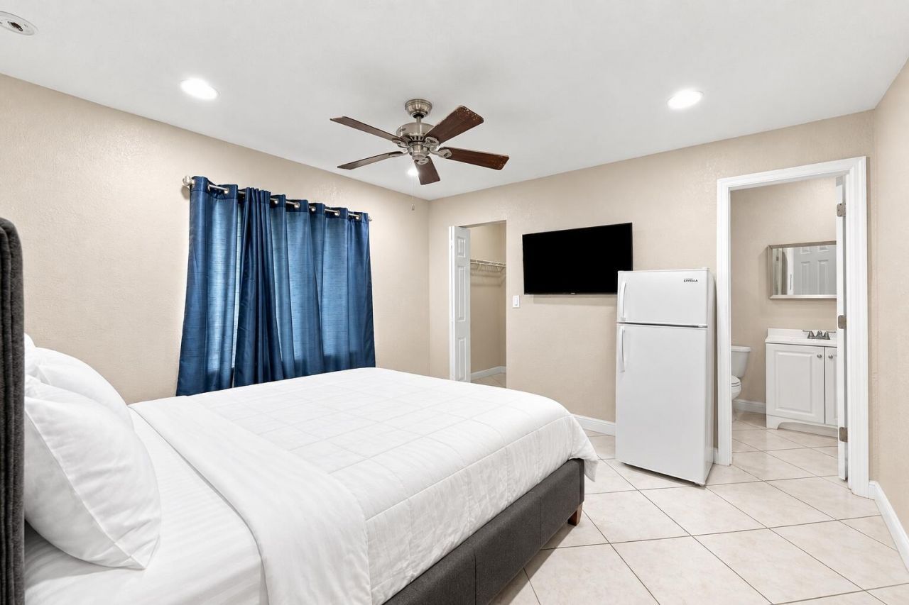 7804 SW 6th Court, North Lauderdale, FL 33068 Photo