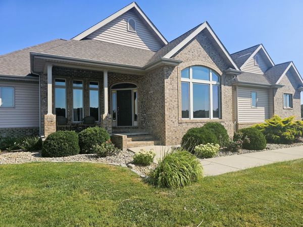 15228 E Holland Drive, Mt Vernon, IL 62864