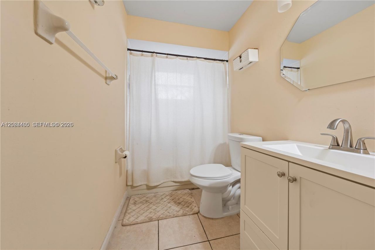 22316 SW 99th Ave , Cutler Bay, FL 33190 Photo