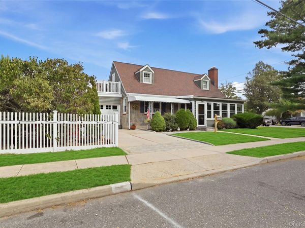 630 9th Street, Garden City South, NY 11552
