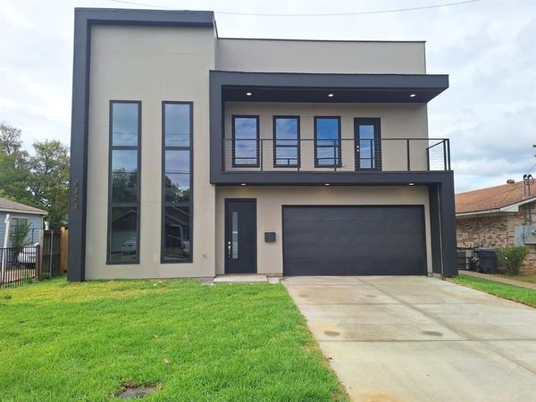 2323 Wilhurt Avenue, Dallas, TX 75216