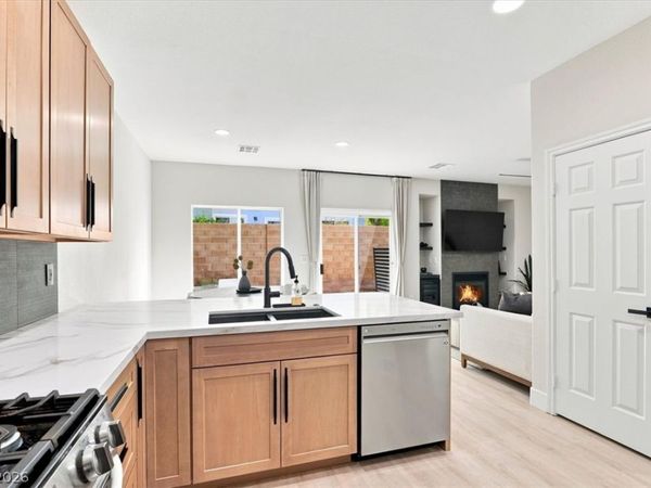 232 Friendly Court, Henderson, NV 89052
