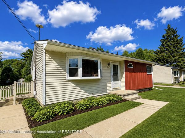744 Walnut Street, Charlotte, MI 48813