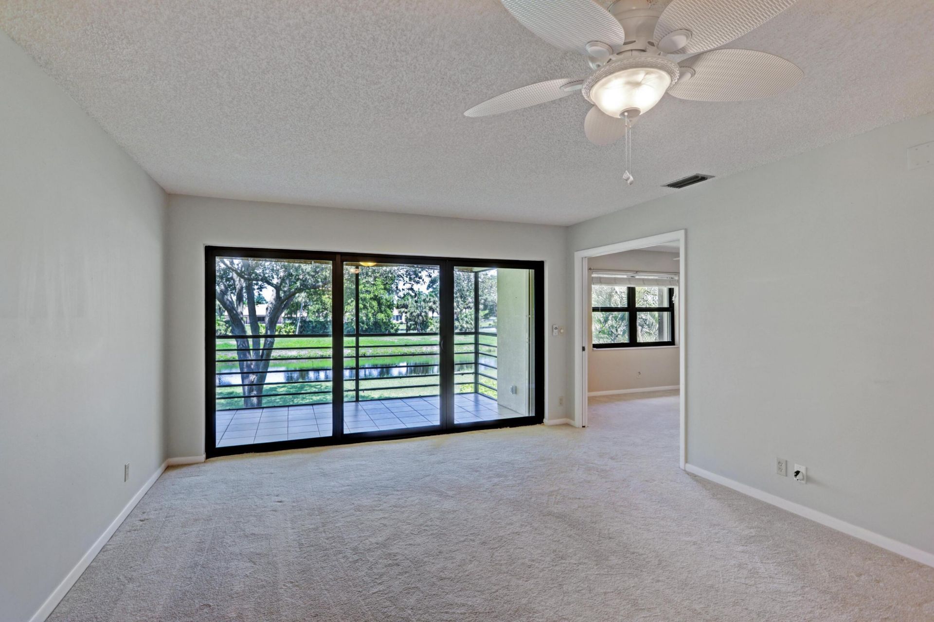 2910 SW 22nd Circle, Unit 212d, Delray Beach, FL 33445 Photo