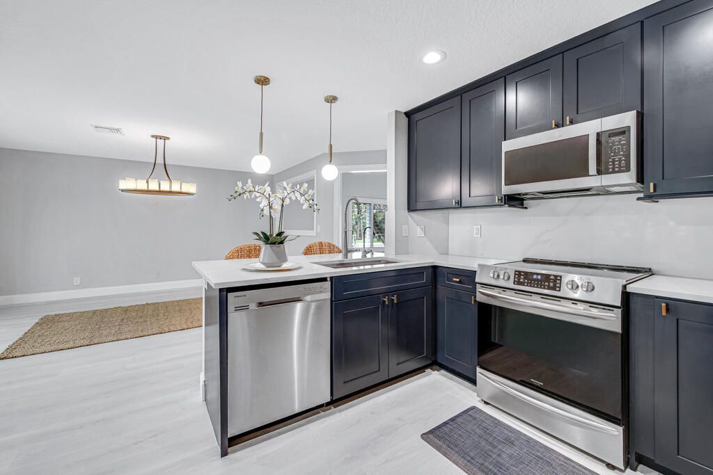 4825 SE Chiles Court, Stuart, FL 34997 Photo