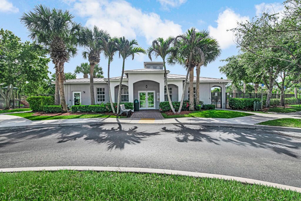 4825 SE Chiles Court, Stuart, FL 34997 Photo