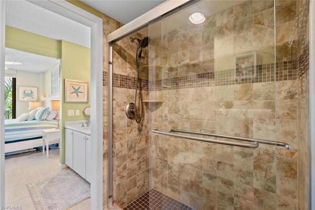 180 Seaview Ct, Unit 314, Marco Island, FL 34145 Photo