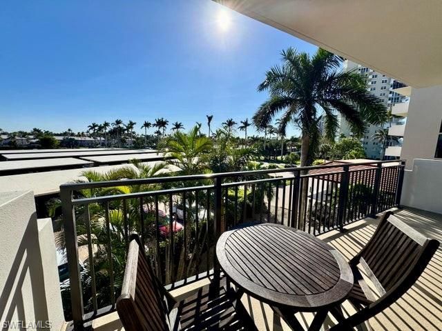 180 Seaview Ct, Unit 314, Marco Island, FL 34145 Photo
