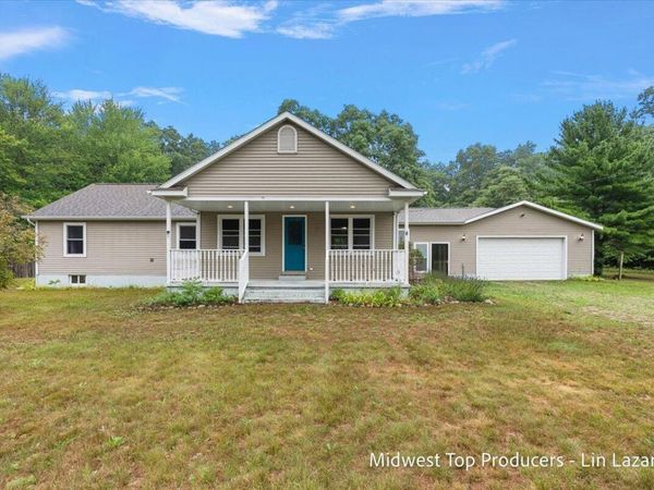 4568 Duck Lake Road, Whitehall, MI 49461