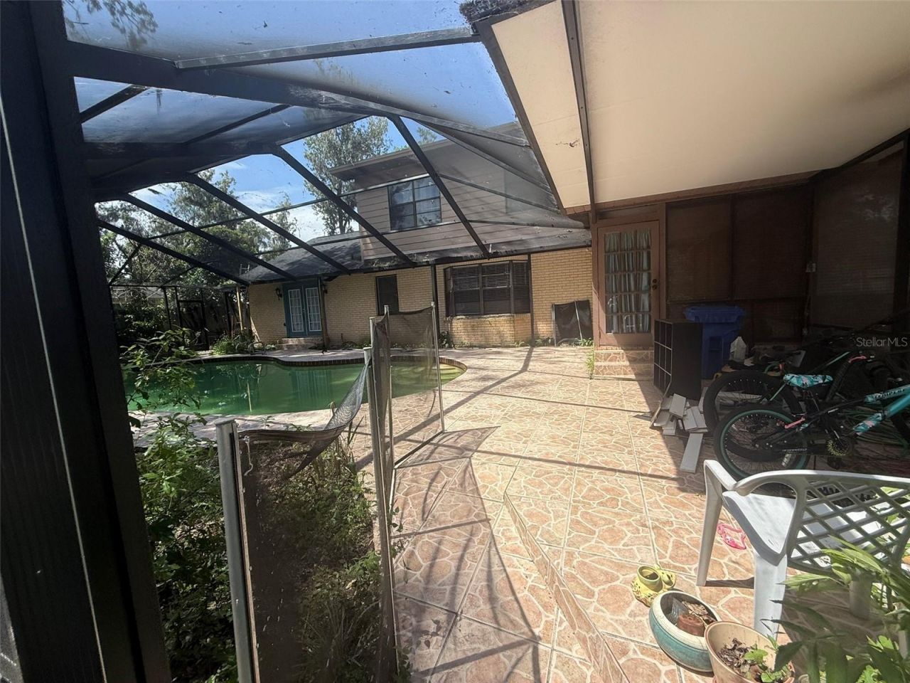 113 Locust Drive, Brandon, FL 33511 Photo