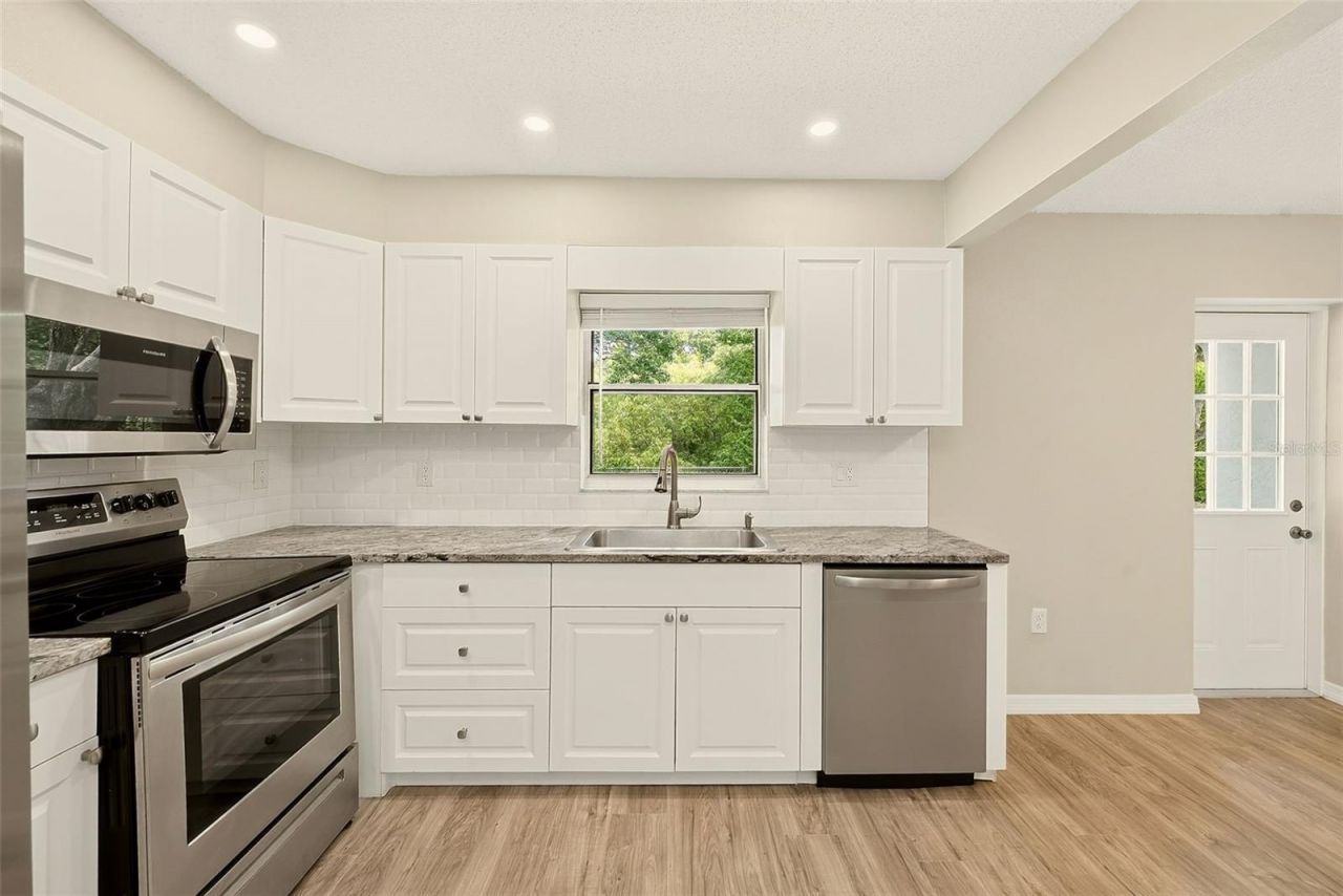 7949 Knight Drive, New Port Richey, FL 34653 Photo