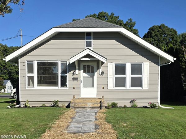 511 N Avenue N , Matamoras, PA 18337