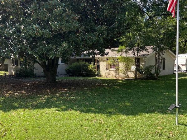 12 Broadmoor , Conway, AR 72034