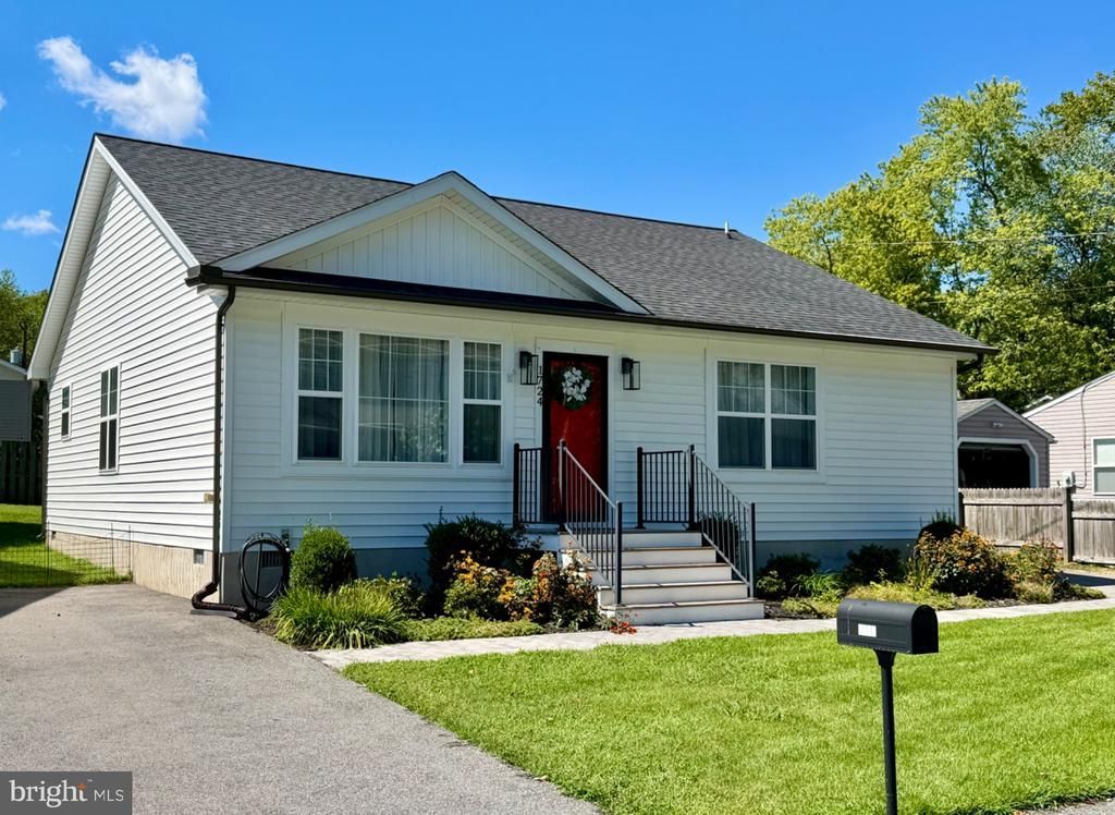 1724 TACOMA ROAD , EDGEWATER, MD 21037