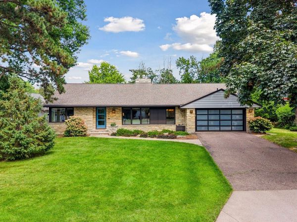2096 Lower Saint Dennis Road , Saint Paul, MN 55116