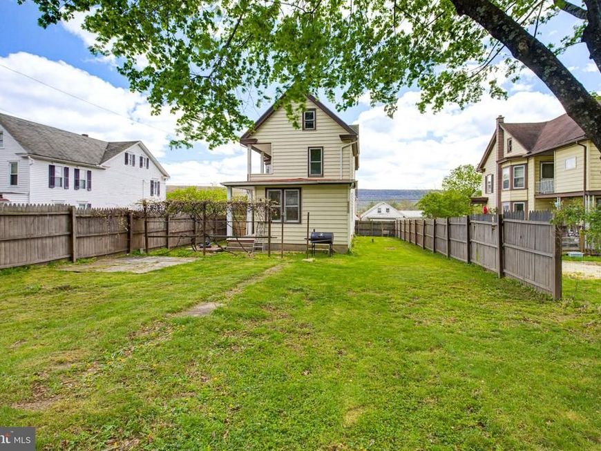 1947 E Grand Avenue, Tower City, PA 17980 Main Photo