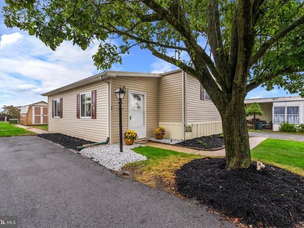 44 RIDGEWOOD MANOR, MANHEIM, PA 17545