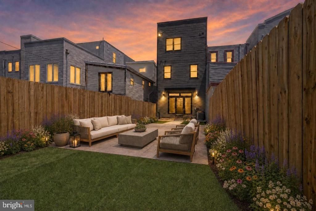 1210 E FLETCHER STREET , PHILADELPHIA, PA 19125