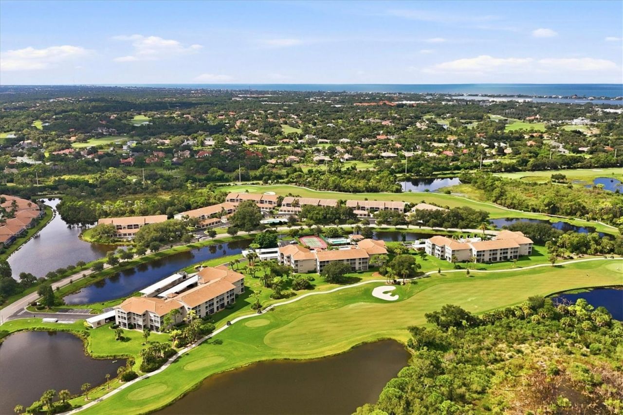 9610 Club South Circle, Unit 4107, Sarasota, FL 34238 Photo