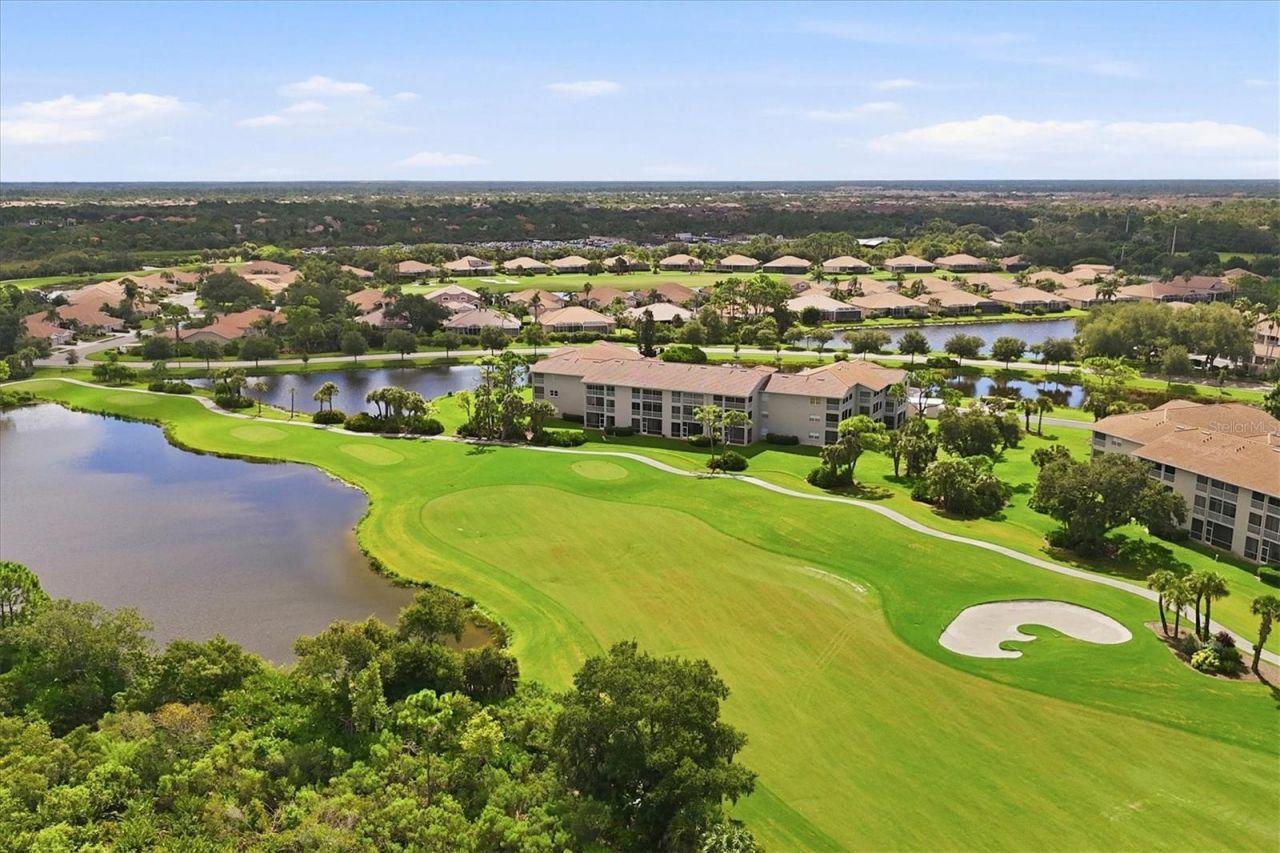 9610 Club South Circle, Unit 4107, Sarasota, FL 34238 Photo