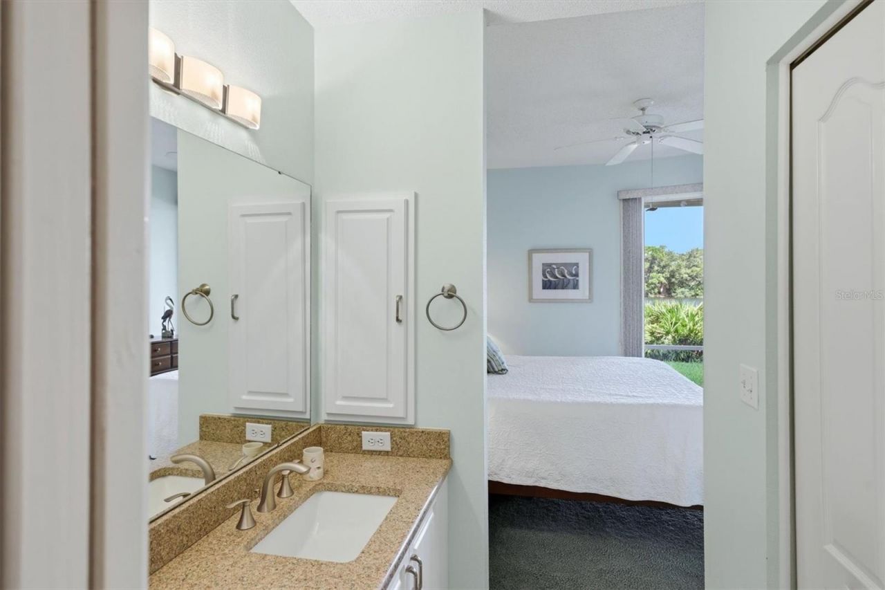 9610 Club South Circle, Unit 4107, Sarasota, FL 34238 Photo