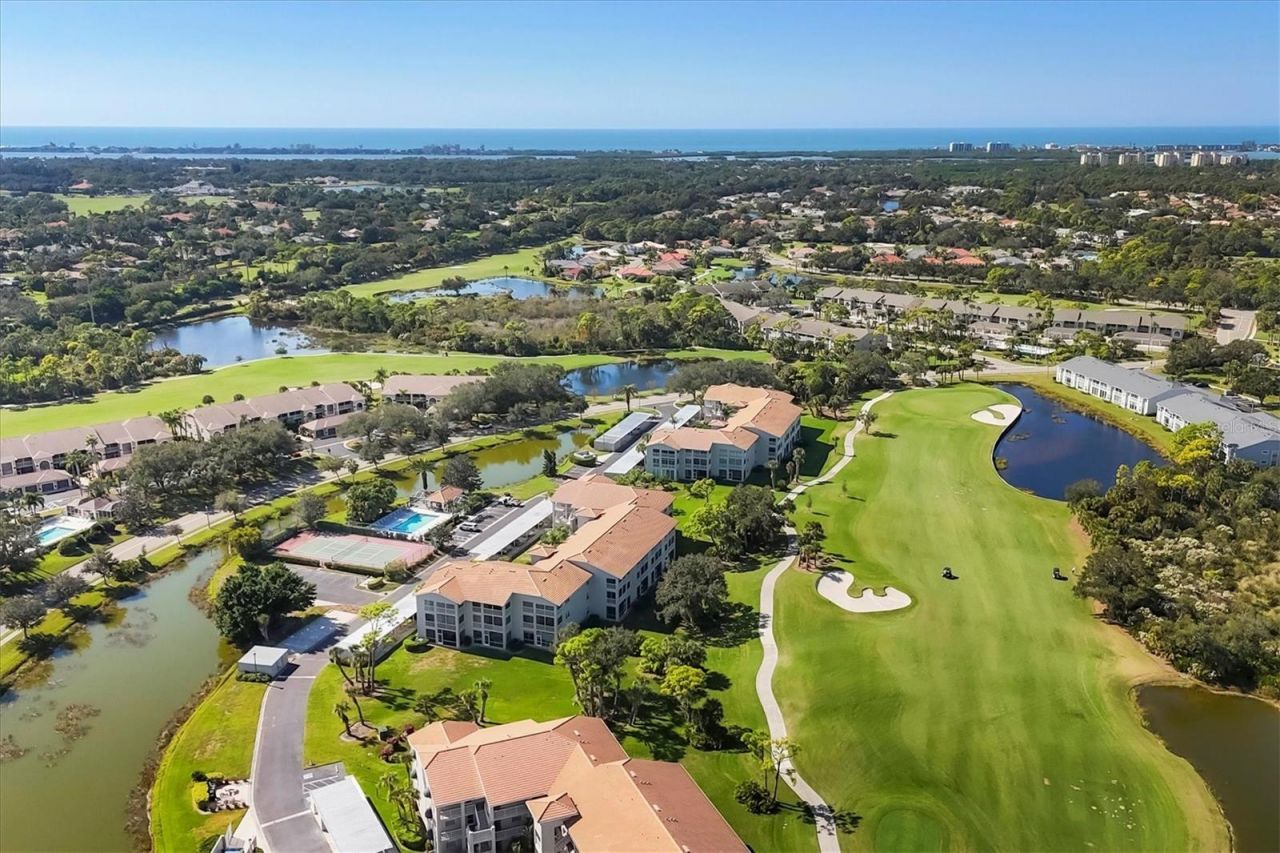 9610 Club South Circle, Unit 4107, Sarasota, FL 34238 Photo