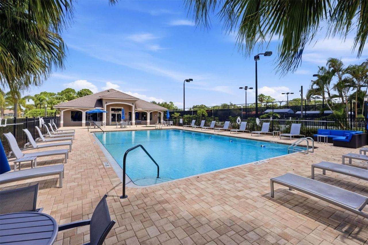 9610 Club South Circle, Unit 4107, Sarasota, FL 34238 Photo