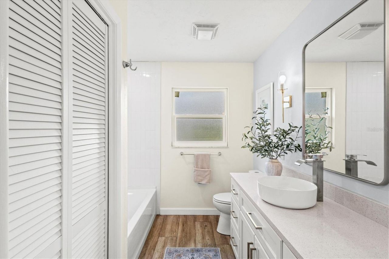 2923 Concord Street, Sarasota, FL 34231 Photo