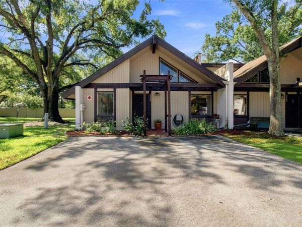 4130 MURIEL PLACE , TAMPA, FL 33614