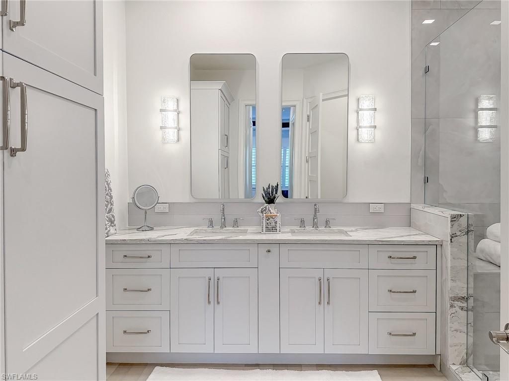 6573 Dominica Dr , Unit 202, Naples, FL 34113 Photo