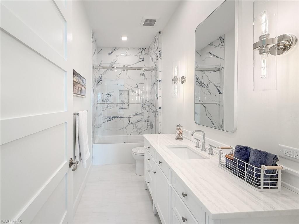 6573 Dominica Dr , Unit 202, Naples, FL 34113 Photo