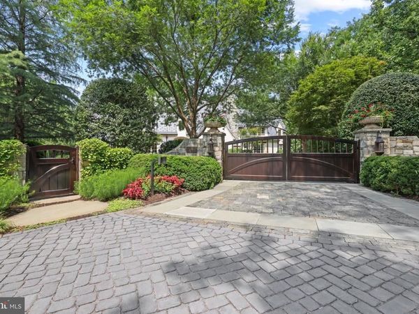 6314 GEORGETOWN PIKE , MCLEAN, VA 22101