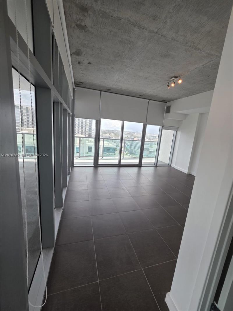 3301 NE 1st , Unit H2702, Miami, FL 33137 Photo