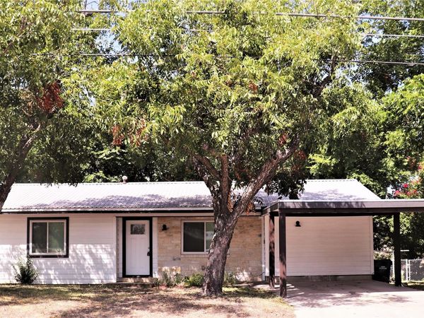 1002 N Main ST, Burnet, TX 78611